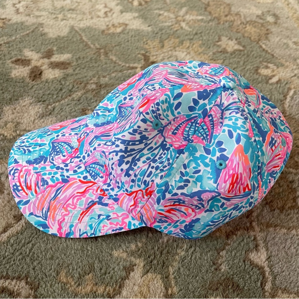NWOT Lilly Pulitzer Run Around Hat - Picture 3 of 6